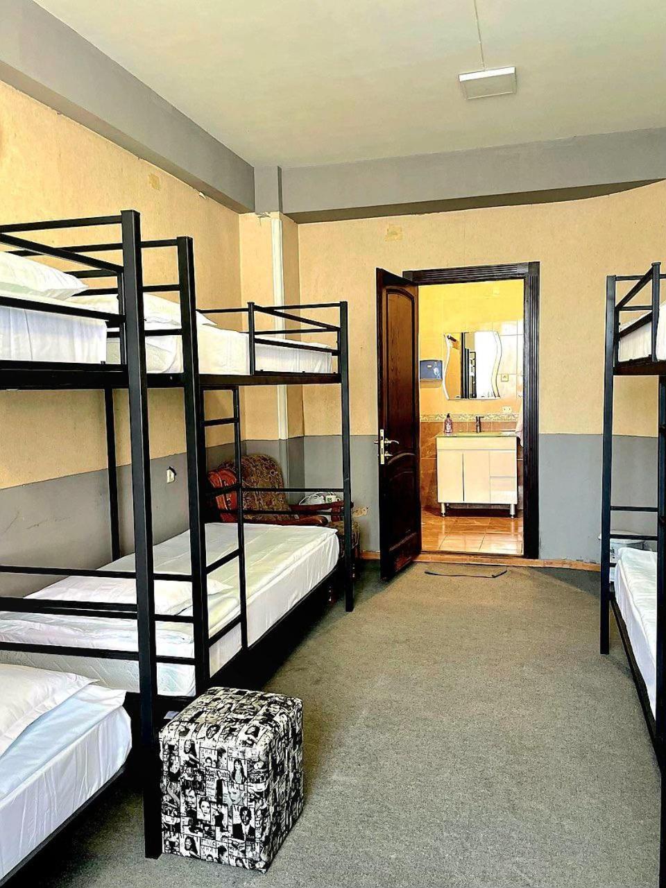 Museum Hostel Тбилиси Екстериор снимка